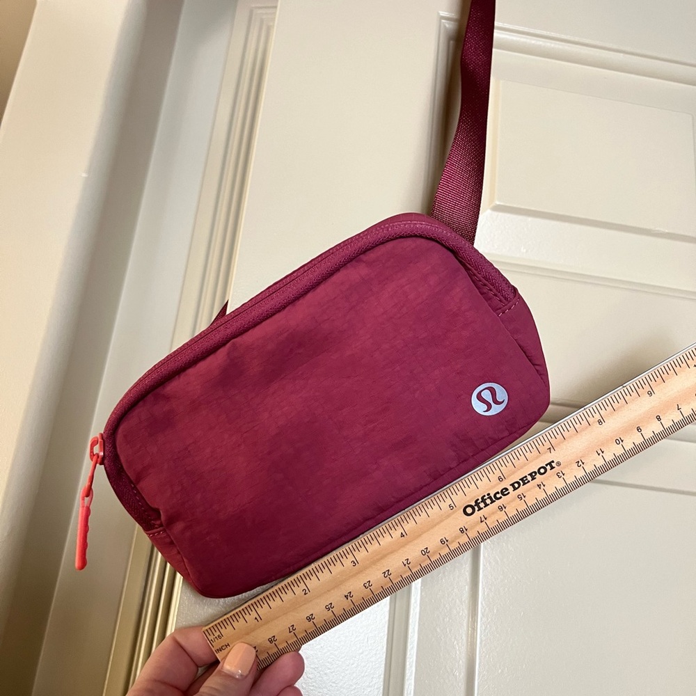Lululemon Everywhere Belt Bag Mini Ripstop in the color pink